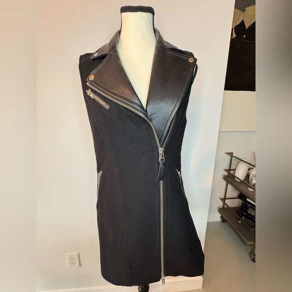 Mackage Sleeveless Jacket w/ Leather Collar | Black | Size XS - Picture 13 of 17